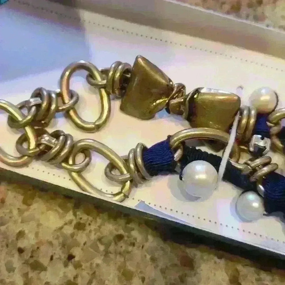 Stella and Dot French twist ribbon necklace - Picture 10 of 14